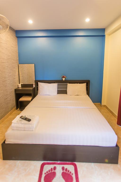 Retox Game On Hotel Pattaya Exterior photo