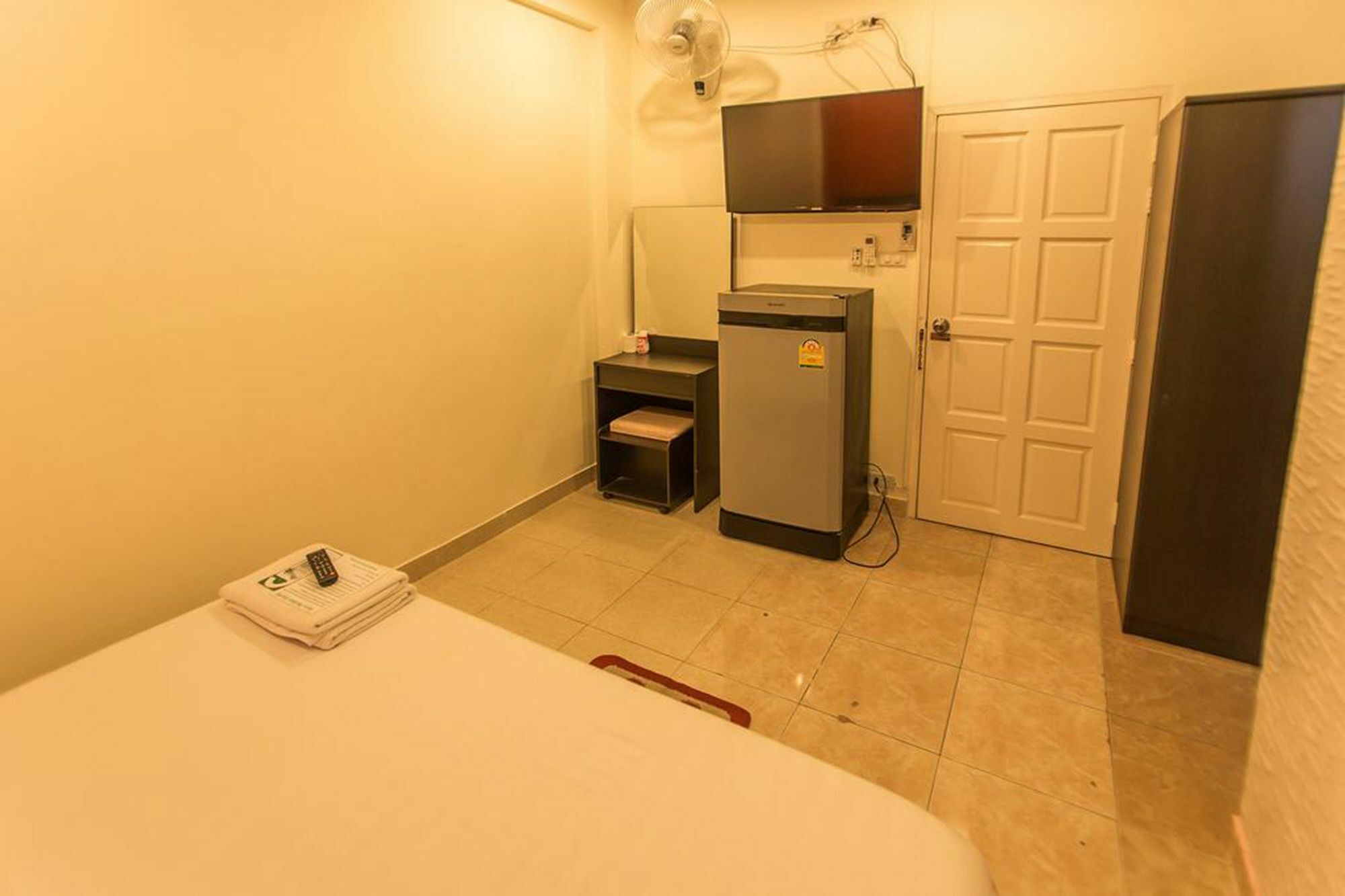 Retox Game On Hotel Pattaya Exterior photo