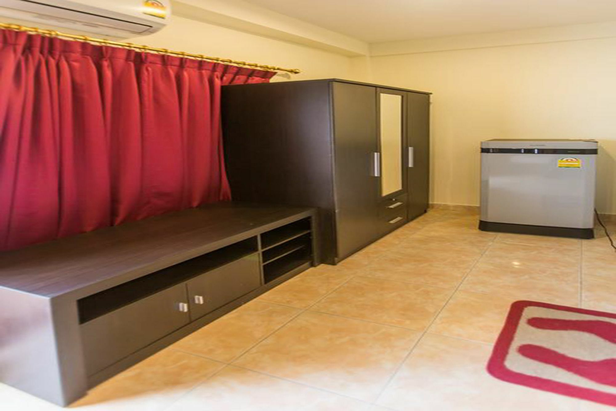 Retox Game On Hotel Pattaya Exterior photo